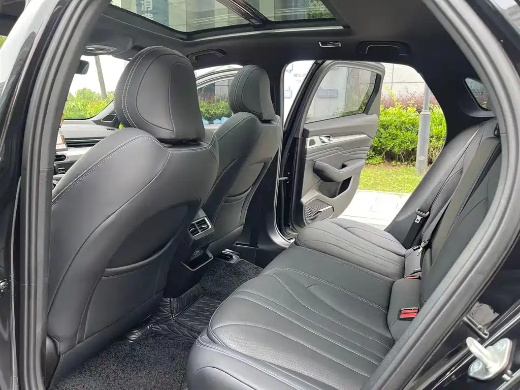 Geely Preface 2025 1.5TD