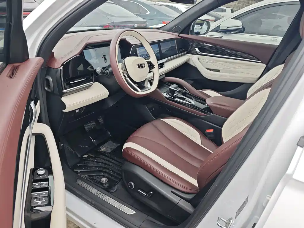Geely Xingyue L — миниатюра 4