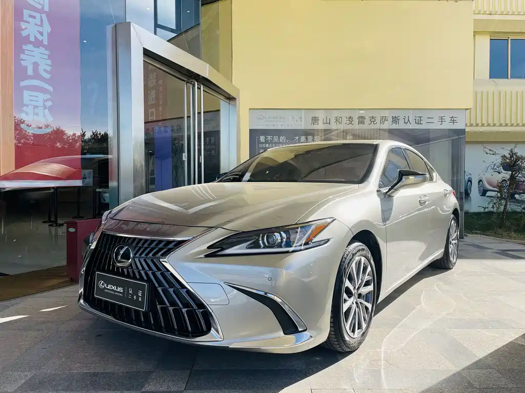 Lexus ES 2022 200
