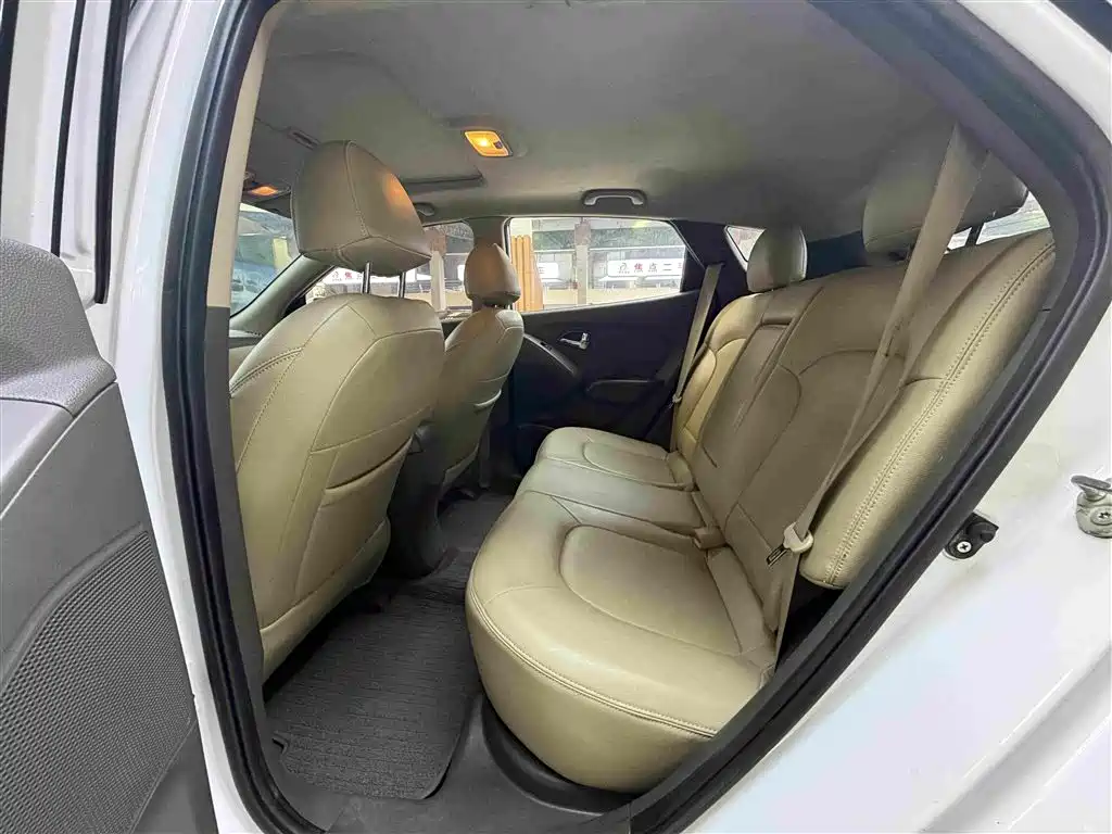 Hyundai ix35 — миниатюра 6