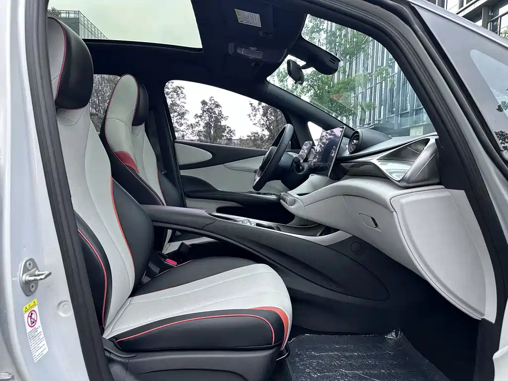 BYD Dolphin — миниатюра 7