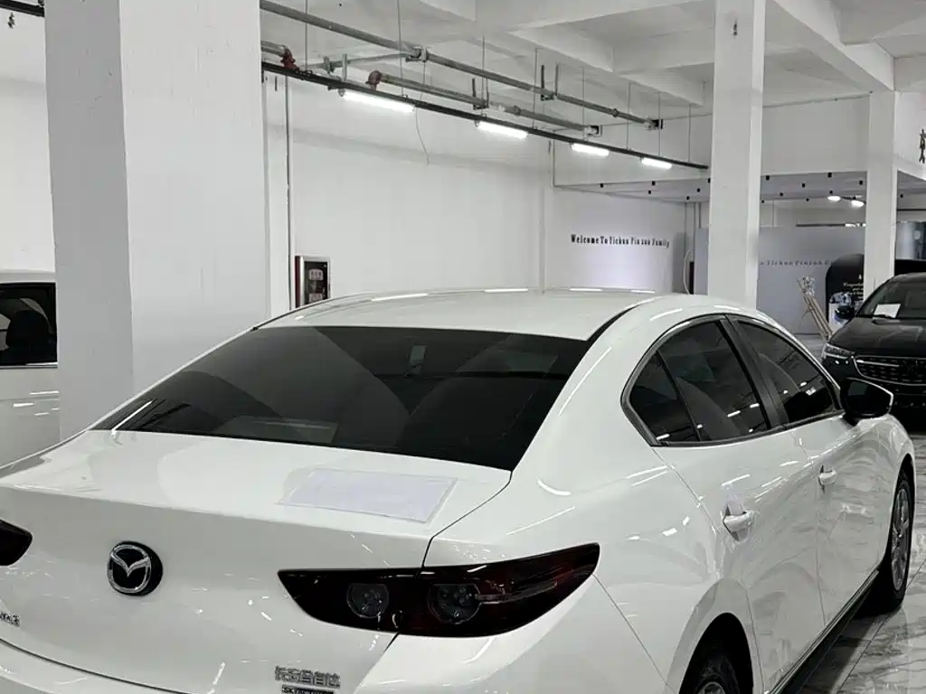 Mazda 3 Axela — миниатюра 6