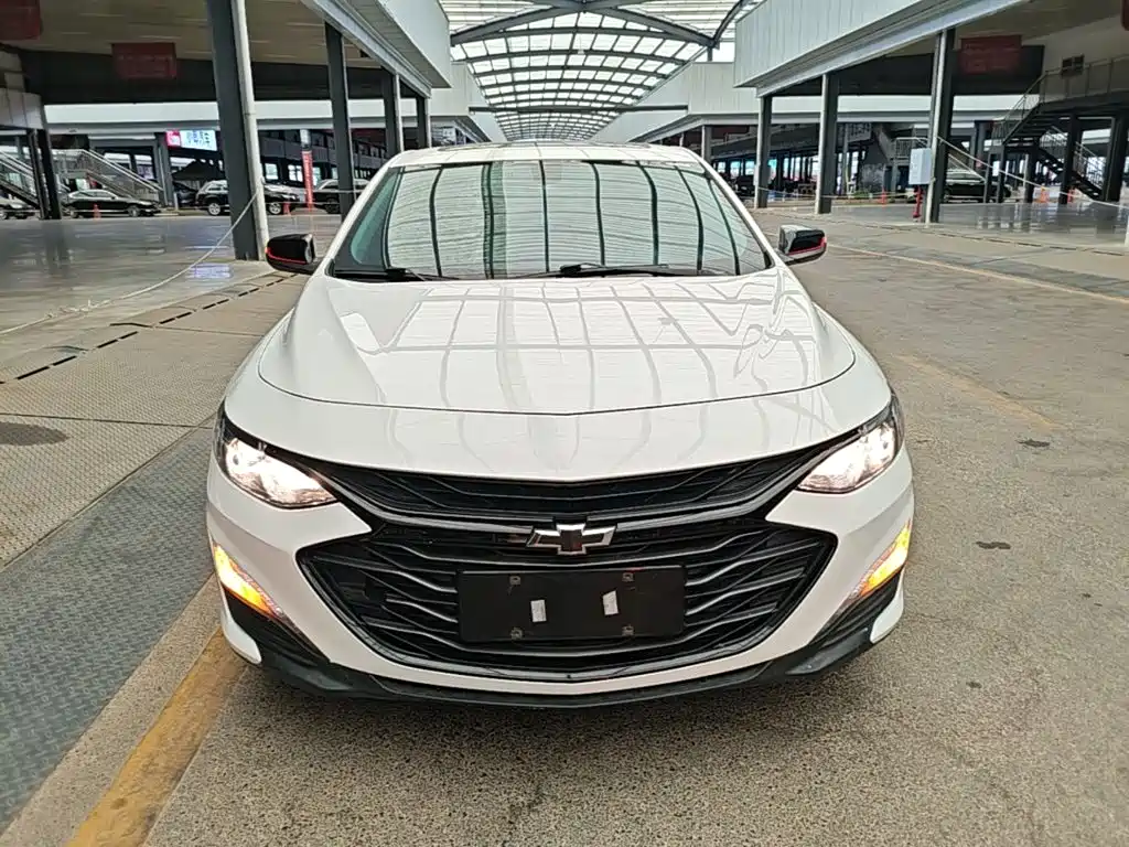 Chevrolet Malibu XL — миниатюра 3