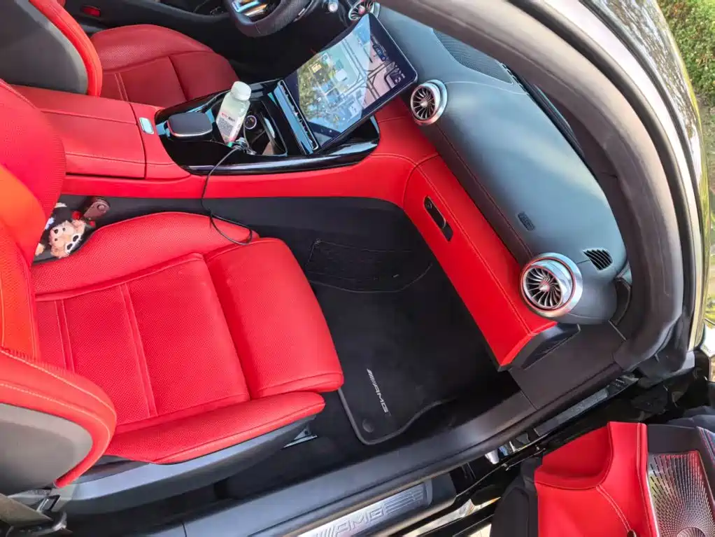 Mercedes-Benz AMG GT — миниатюра 7