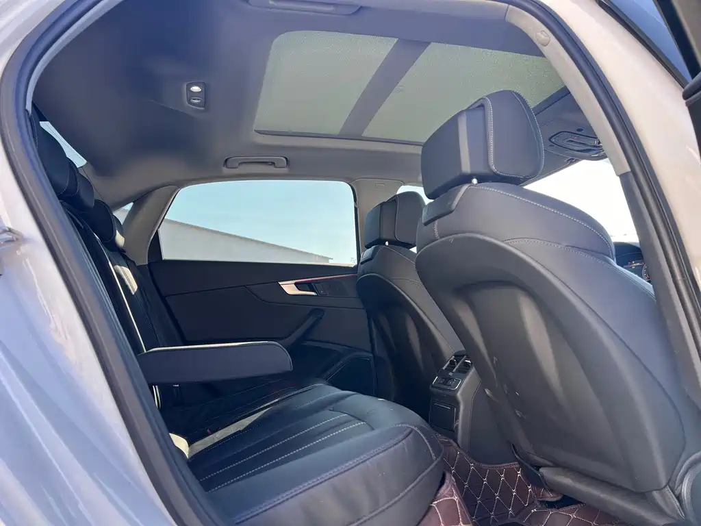 Audi A4L — миниатюра 13