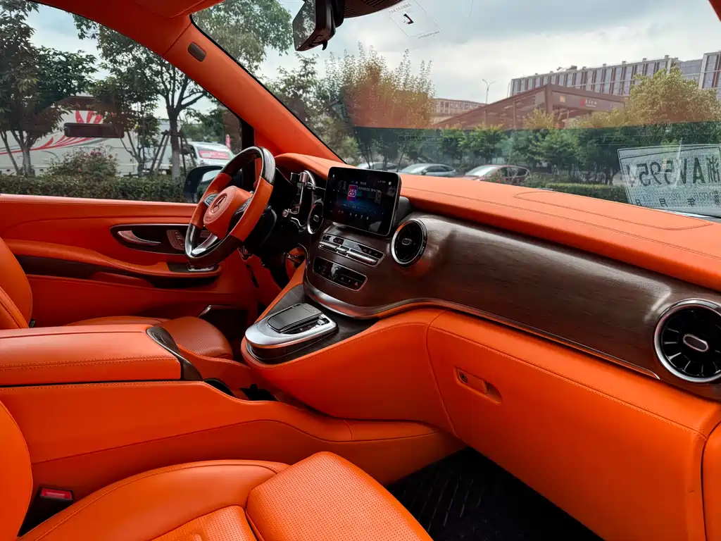 Mercedes-Benz V-Class V 2022 V 260 L Luxury