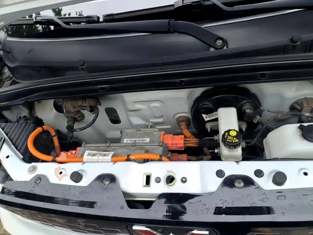 Wuling MINIEV — миниатюра 20
