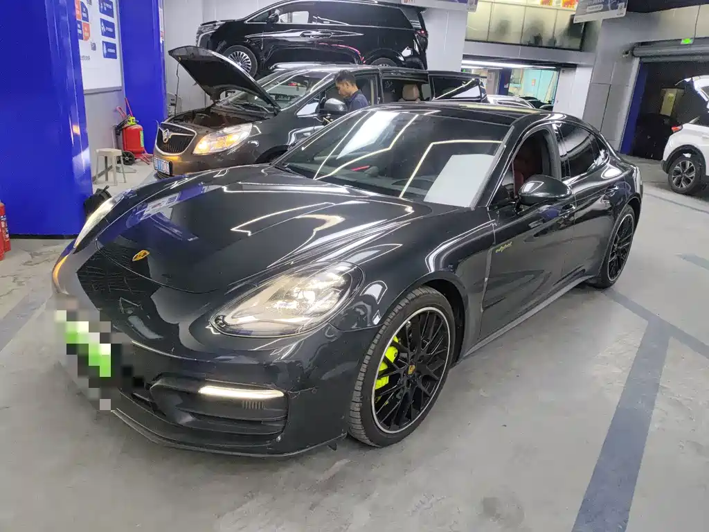 Porsche Panamera Hybrid