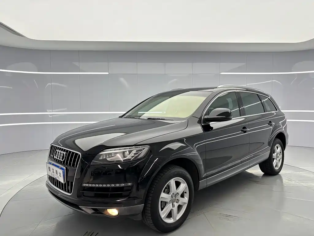 Купить Audi Q7