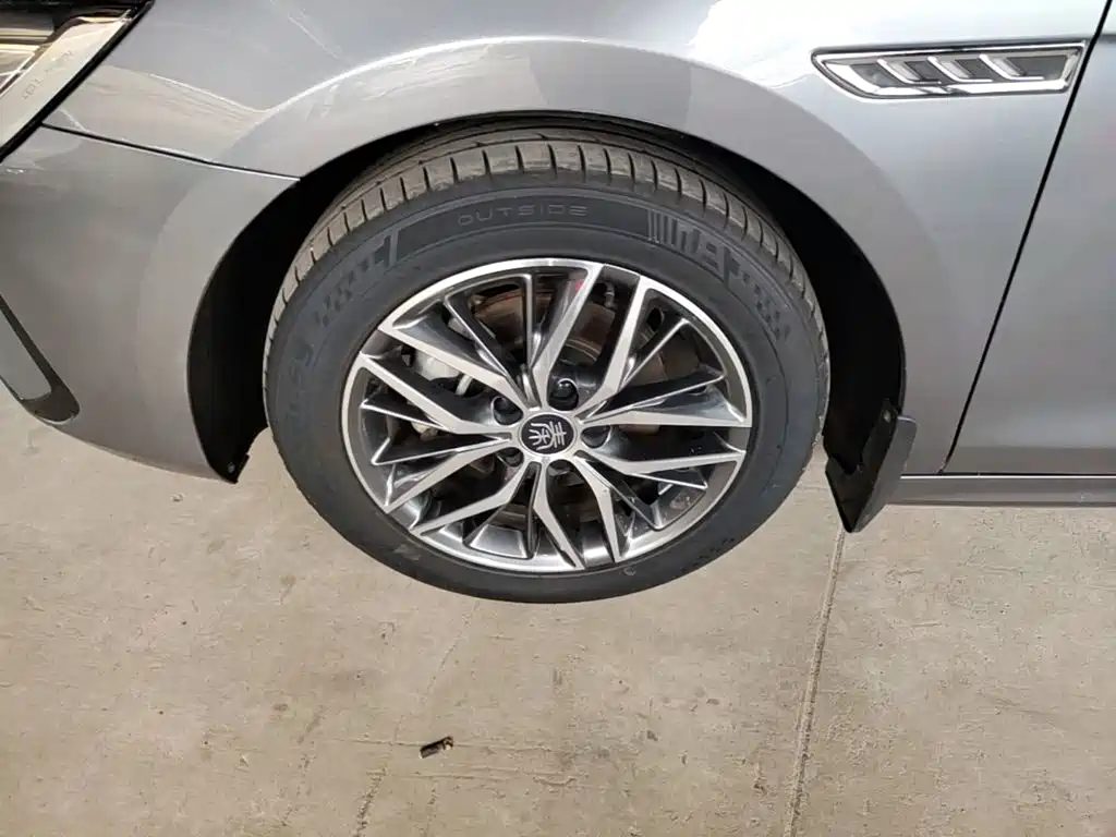 BYD Qin PLUS — миниатюра 23