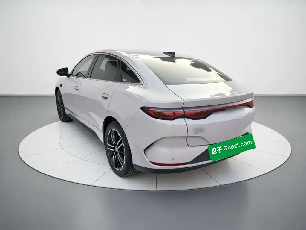 BYD Qin L — миниатюра 4