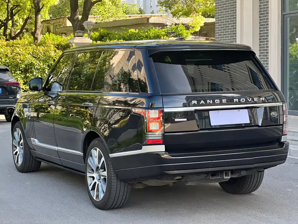 Land Rover Range Rover 2015 5.0 SC V8 AB Long Wheelbase
