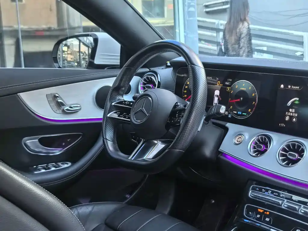Mercedes-Benz E-Class (Import) — миниатюра 7