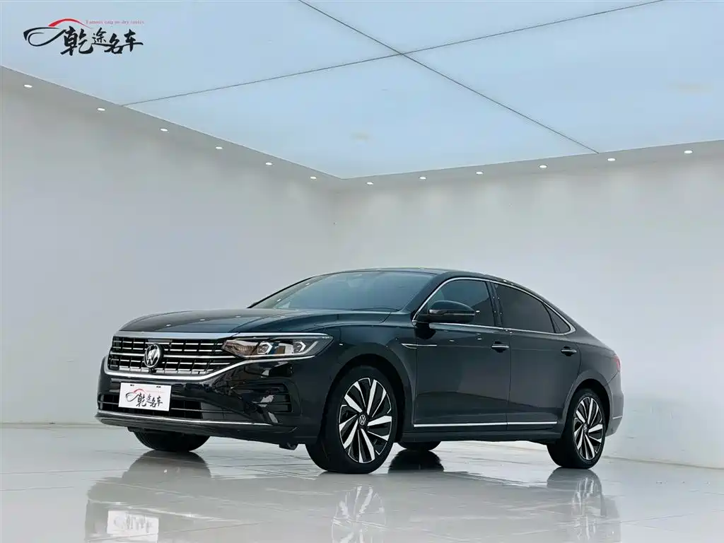 Volkswagen Passat 2023