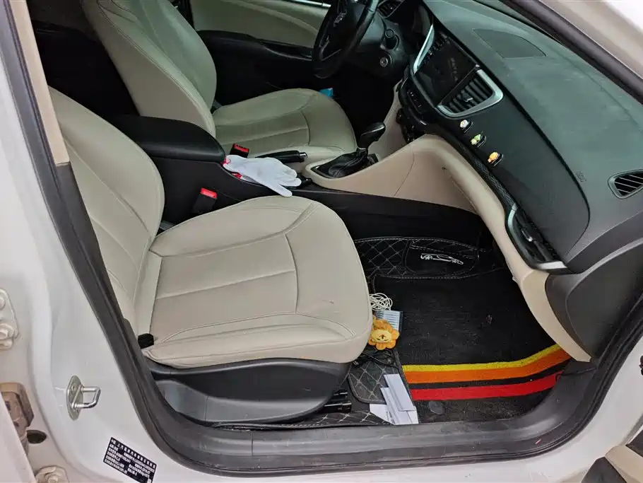 Buick Excelle 2018 15T DCT Elite V