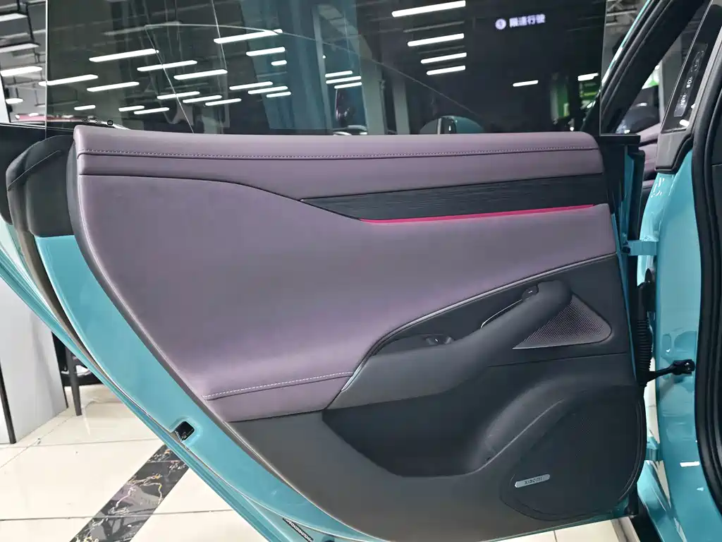 Xiaomi SU7 — миниатюра 30