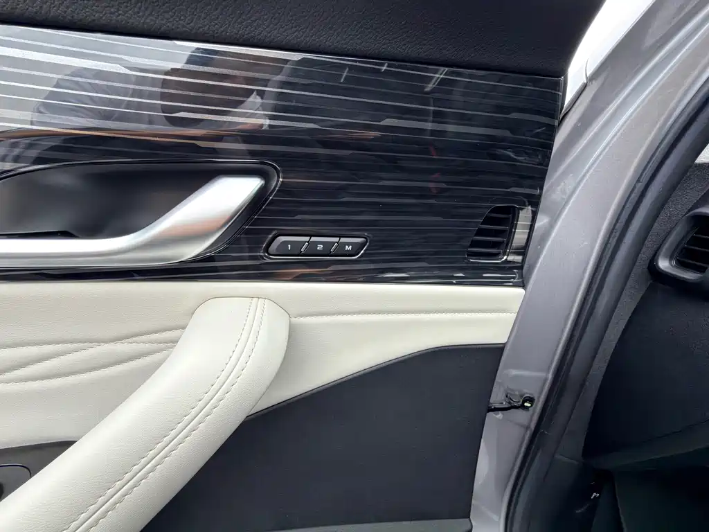 Geely Xingyue L — миниатюра 17