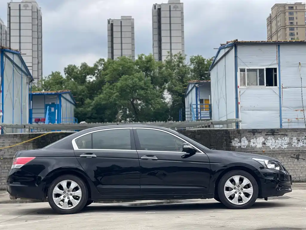 Honda Accord — миниатюра 6