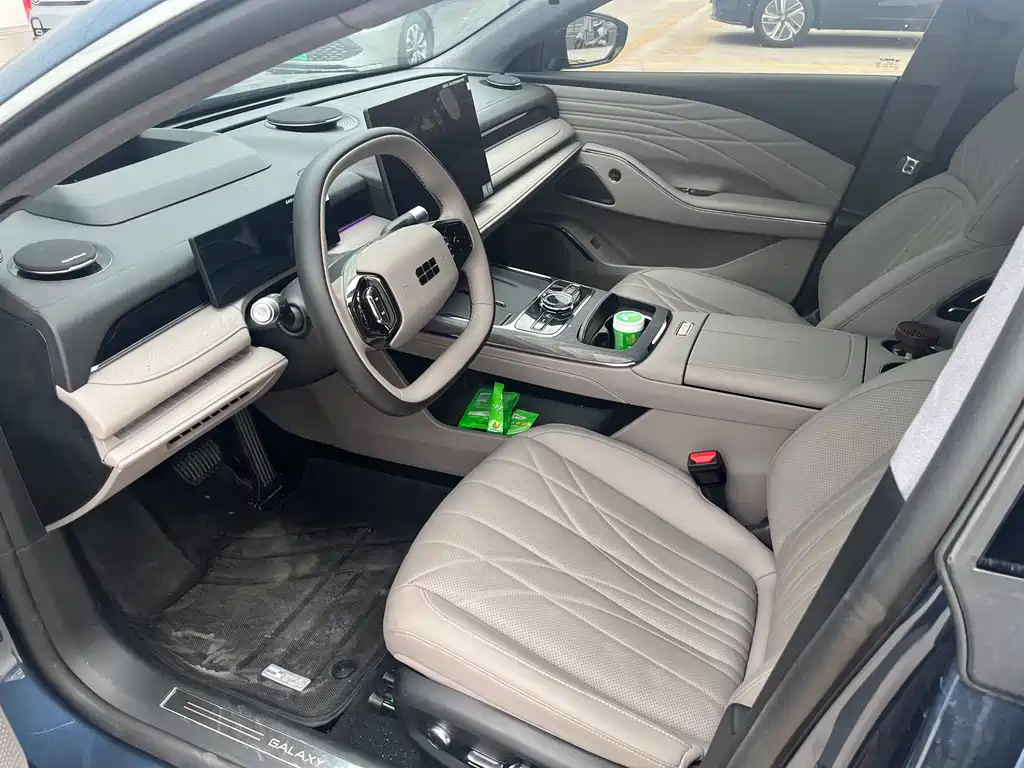 GEELY GALAXY GALAXY SPARKLE 8