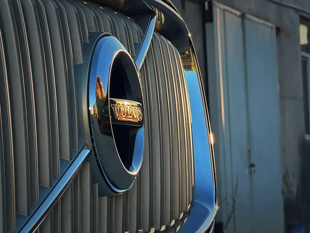 Volvo XC90 — миниатюра 8