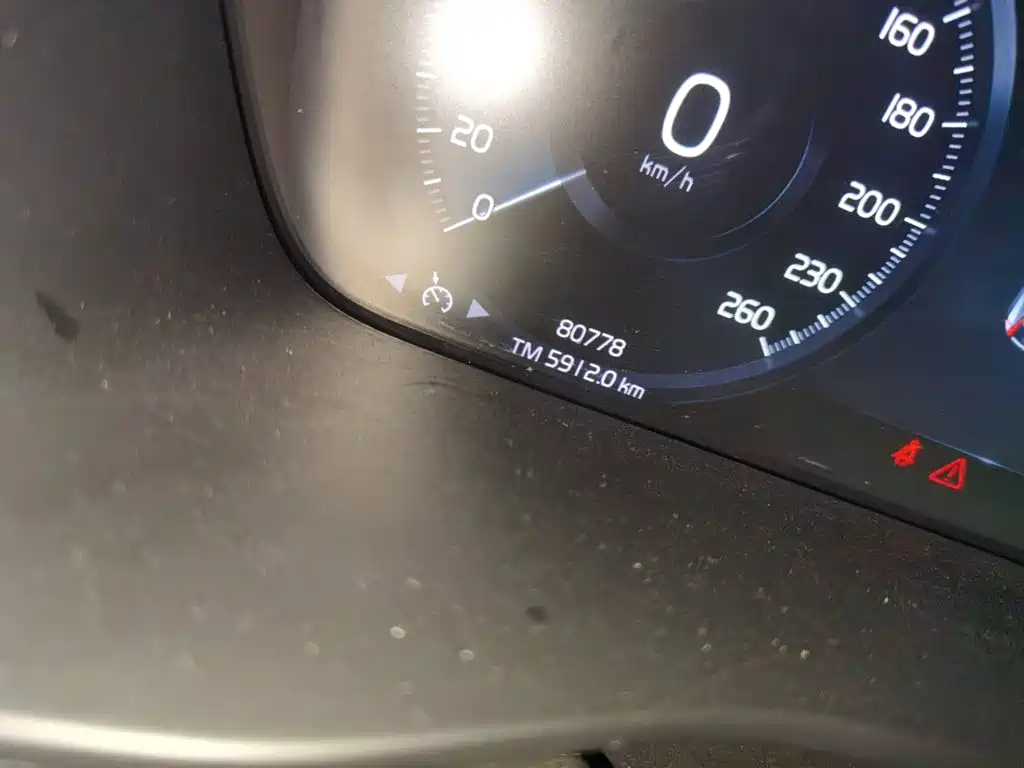 Volvo XC40 — миниатюра 5
