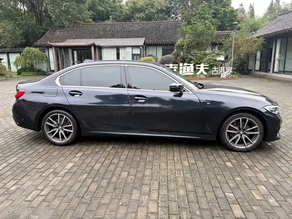 BMW 3 Series — миниатюра 9