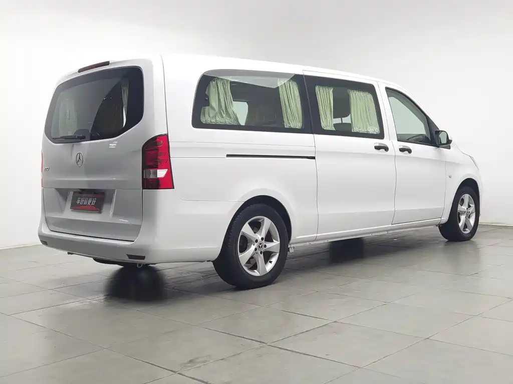 Mercedes-Benz Vito — миниатюра 2