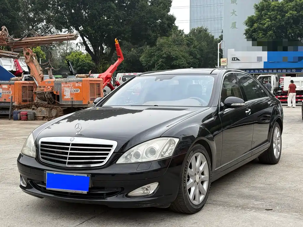 Mercedes-Benz S-Class 2008