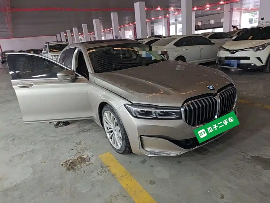BMW 7 Series — миниатюра 4