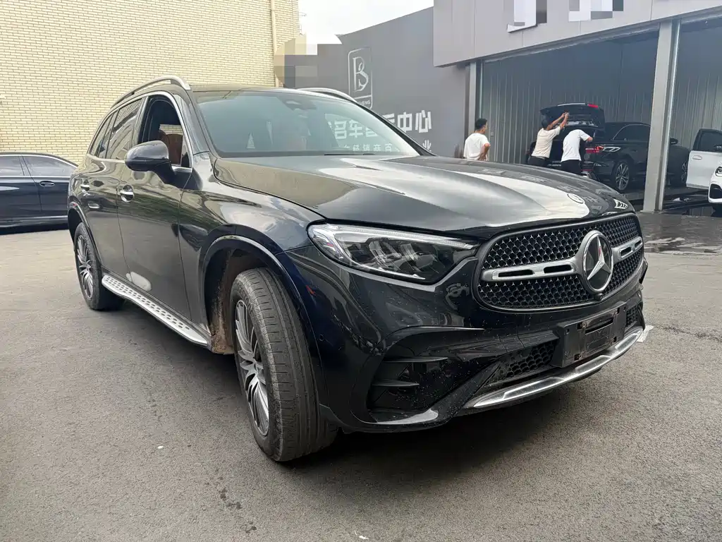 Mercedes-Benz GLC 2023 GLC 300 L 4MATIC 7 мест