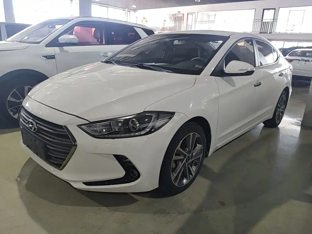 Hyundai Elantra — миниатюра 2
