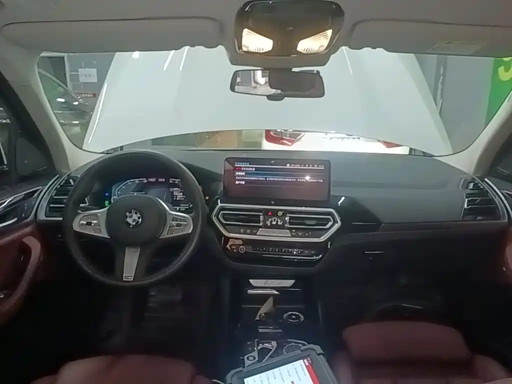 BMW iX3 — миниатюра 10