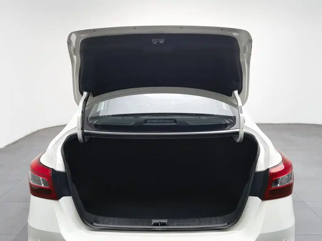Nissan Sylphy — миниатюра 16