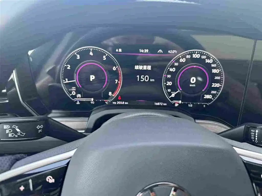 Volkswagen Touareg 2023 3.0TSI Sport