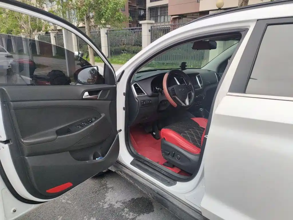 Hyundai Tucson — миниатюра 12