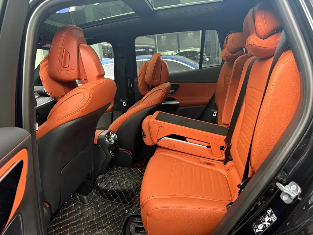 Mercedes-Benz GLC 2023 GLC 300 L 4MATIC 7 мест