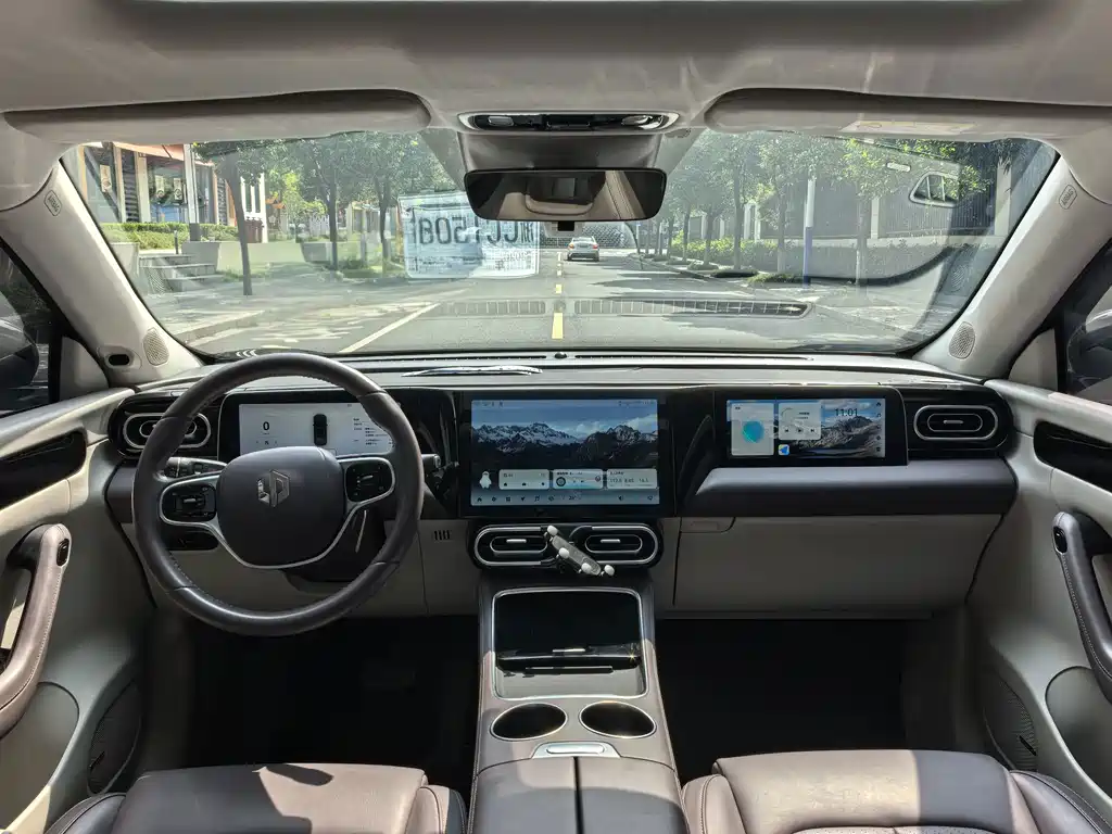 Leapmotor Leapmotor C11 — миниатюра 5