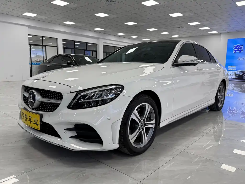 Mercedes-Benz C-Class 2020