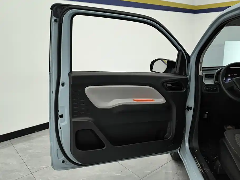 Wuling MINIEV — миниатюра 7