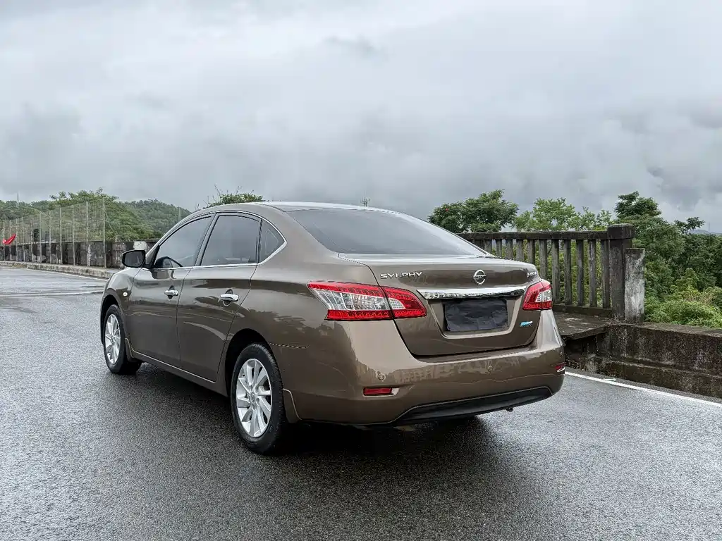 Nissan Sylphy — миниатюра 7