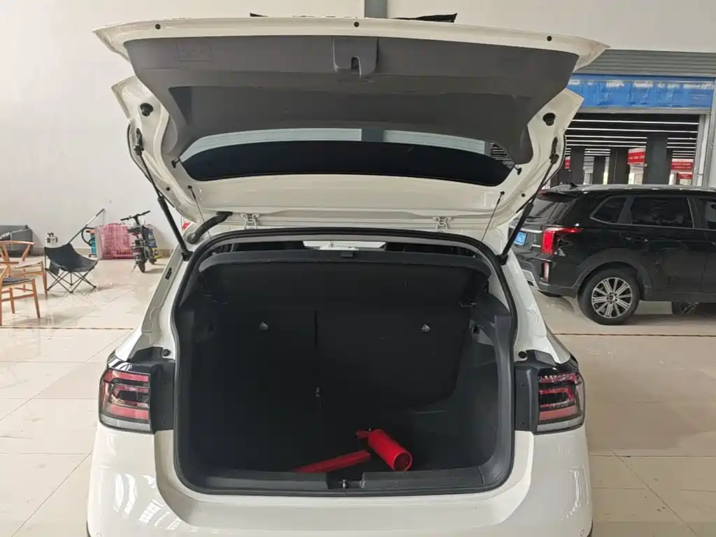 Volkswagen T-Cross — миниатюра 19