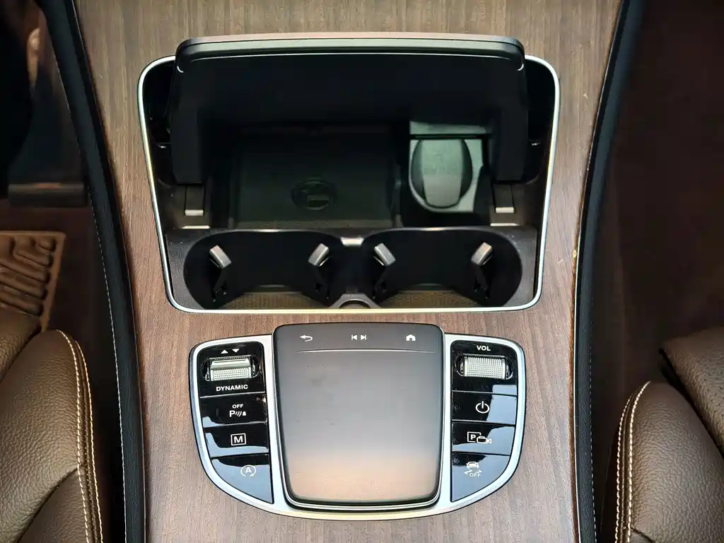 Mercedes-Benz GLC — миниатюра 14