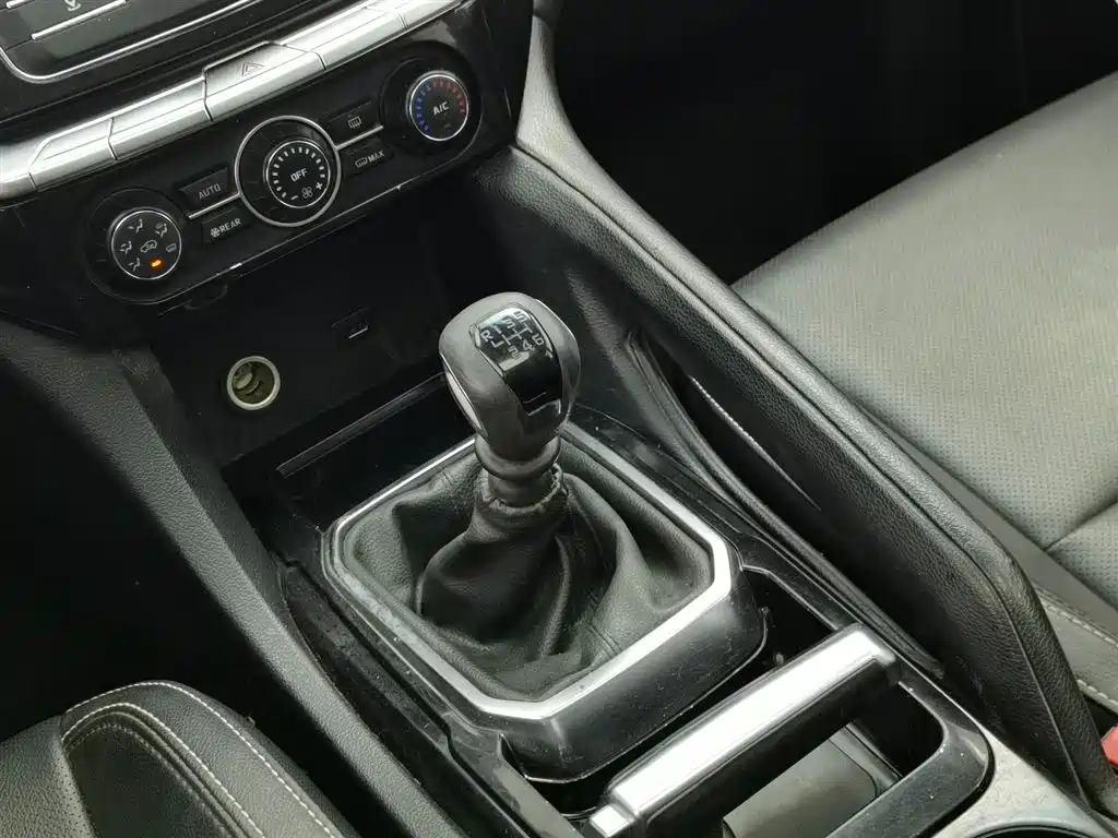 JIANGLING YUSHENG S350