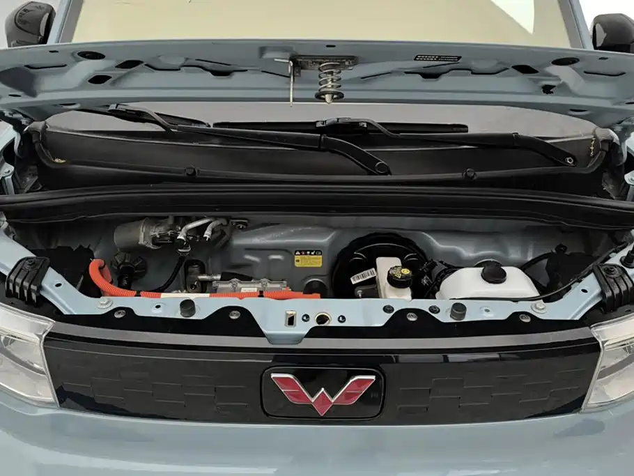 Wuling MINIEV — миниатюра 10