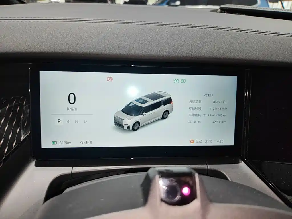Zeekr 009 2024 мест 108kWh