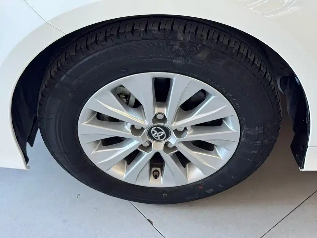 Toyota Corolla — миниатюра 3
