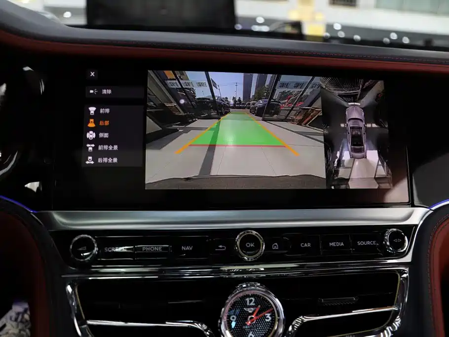 Bentley Flying Spur — миниатюра 12