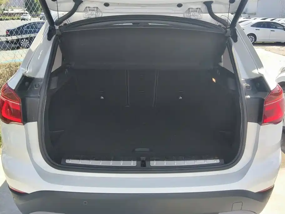 BMW X1 — миниатюра 4