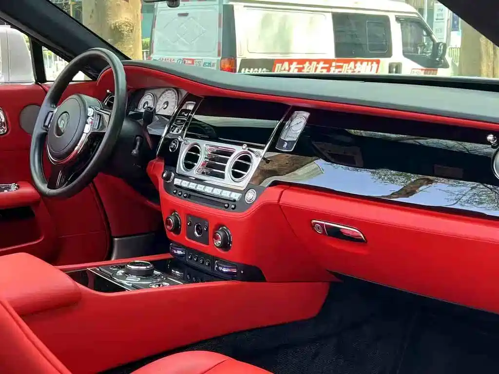 Rolls-Royce Dawn 2015 6.6T