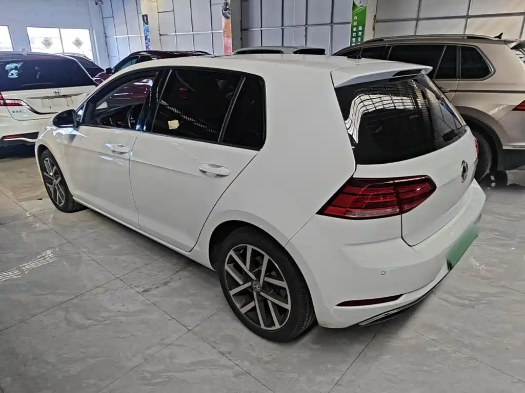 Volkswagen Golf — миниатюра 5